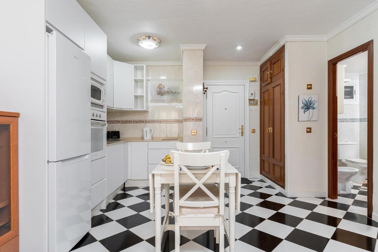 Ferienwohnung Blonzu Guinea Benalmádena Exterior foto